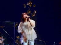 【上白石萌音】歌手デビュー10周年記念！　『WOWOW』6カ月連続特集　「心温まるライブ」の数々を放送・配信！！