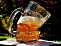 気候変動の影響はビールにも。大麦の収穫量の減少で世界的なビールの値段の高騰を引き起こす可能性（米研究）