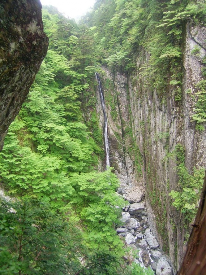 双門の滝（天川村HPより）