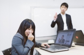 マジでっ……！　仕事中、他人の「PC画面」を見てびっくりしたこと5つ