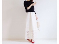 小柄さんでも美バランスに。軽やかレースのロングスカート　＃東京365日コーデ