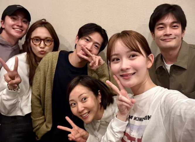 Instagram:木南晴夏(@kinamitopan)より