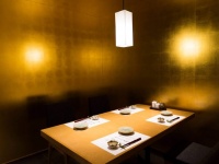 真鍮箔紙が使われている飲食店（歴清社ウェブサイト