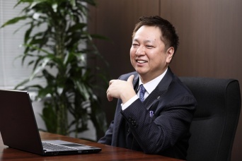 『働きやすさこそ最強の成長戦略である』（青春出版社刊）の著者・大槻智之氏