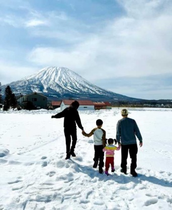 Instagram:蛯原友里(@yuri_ebihara)より