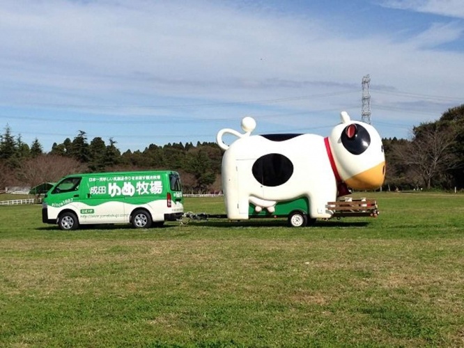 前の車両がゆめこちゃんを引いて進む（写真はプレスリリースより。以下同）
