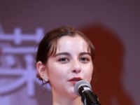 嵐莉菜