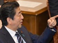 安倍首相（写真：Natsuki Sakai／アフロ）