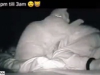 犯人は猫！毎朝目覚めが悪く疲れがとれない女性、その原因が暗視カメラで明らかに