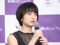 門脇麦が男性を手玉に取る小悪魔女性を熱演！　「保険のビュッフェ」新CM発表会