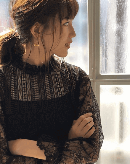 インスタグラム：川口春奈(@haruna_kawaguchi_official)より