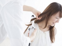 男性VS女性、担当美容師はどちらがよい？　○○ウケを狙うなら……