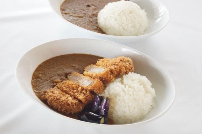 カレー×カレー。これはこれでおいしい?