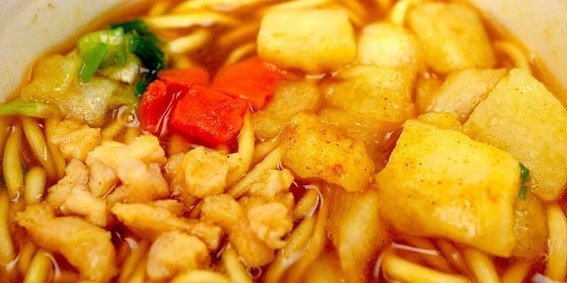 ポテト、玉ねぎ、大豆そぼろなどが入っている