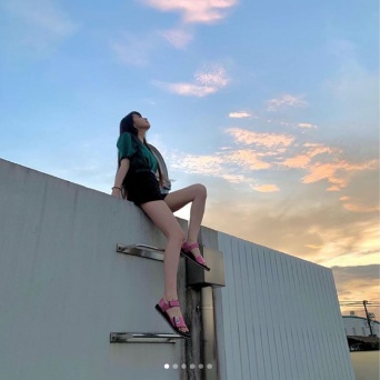 インスタグラム：Cocomi(@cocomi_553_official)より
