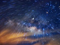 こと座流星群がやってくる！4月22日深夜がピーク、空を見上げて流れ星に願いを（ライブ動画配信中）