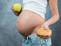 大好きだったのに……妊娠して「嫌いになった」食べ物・12選