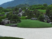 ​13年連続日本一。完璧すぎる庭園が話題に
