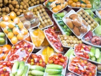 フランスで野菜や果物のプラスチック包装を全面禁止する法律が施行