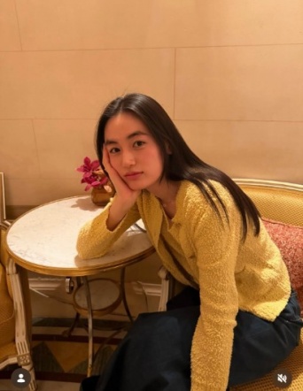 Instagram:八木莉可子(@rikakoyagi_official)より