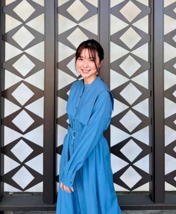 Instagram:真野恵里菜(@erinamano_official)より