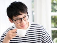 塩で食べたがる!?　「食通ぶっている人」の特徴5つ