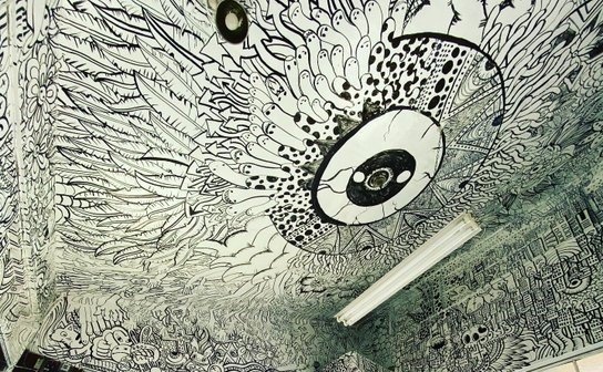 地域を見守る瞳と包み込む手