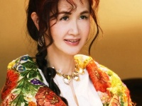 中島みゆき、新アー写＆特設サイトを公開！ 豪華アーティストが集結した「リスペクトライブ」CD化も