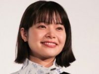 岸井ゆきの