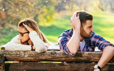 医師が解説！　自分の話ばかりする男の心理と対処法