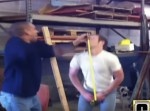 「痛っ！」まさかの“金的事故”６００回をまとめた動画…