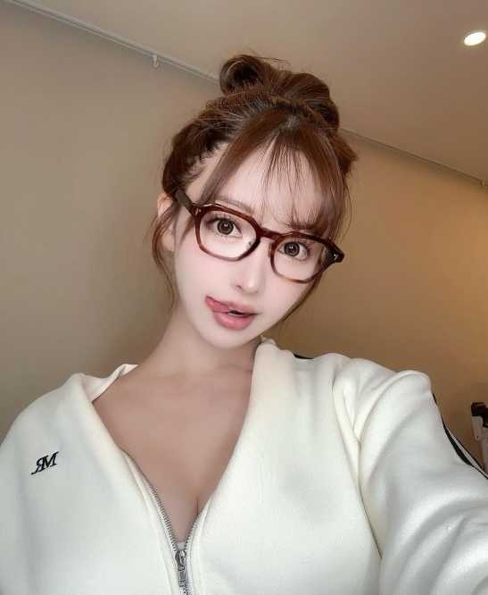 Instagram:三上悠亜(@yua_mikami)より	Instagram:三上悠亜(@yua_mikami)より