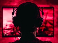 腕に自信のあるゲーマーを募集中。軍事AIロボットの訓練にゲーマーの脳波を利用する試み（米研究）