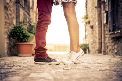 カップルの身長差別！　理想のキスシチュエーション