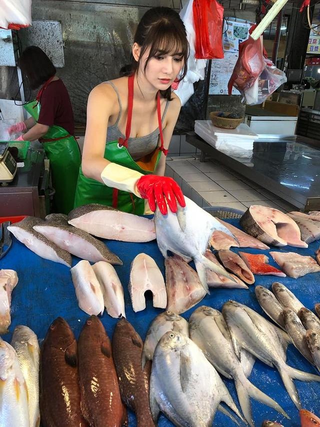 台湾モデル　劉芃芃