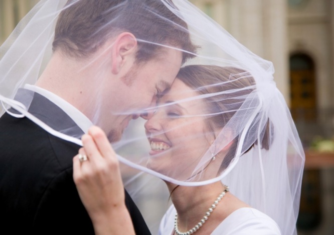 iStock_000006807252_Small