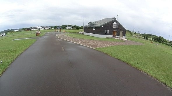 初山別みさき台公園キャンプ場（S30改さん撮影、Wikimedia Commonsより）