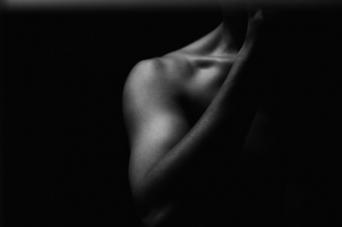 男性も脱いだら実は……うふふふ。女性に聞く、肉体美が印象的な男性芸能人って誰!?