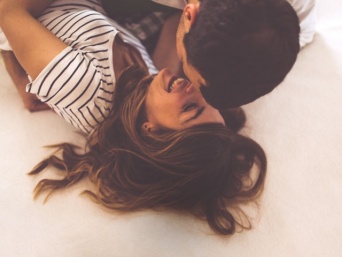 もうガマンできない～！男性が「キスしたい！」と思う彼女の仕草