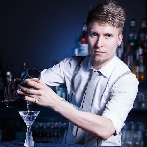 （C）nisimo / Shutterstock