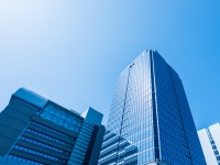 駅で『女子高生に抱きつき』太もも触る　市立小学校教諭(34)懲戒免職　【罰金50万円】の有罪判決も…