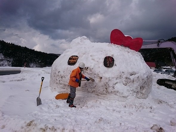 仲間と協力しながら仕上げていった