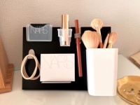 日々の「めんどくさい」を解消！　ダイソーのメモスタンドが万能すぎる