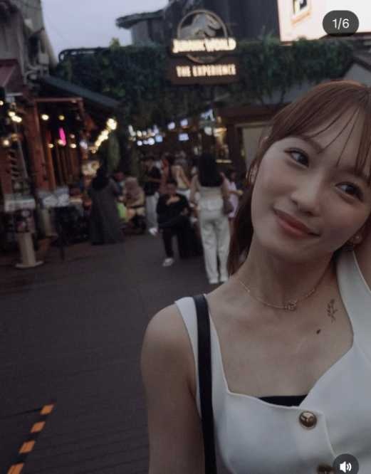 Instagram:川栄李奈(@rina_kawaei.official)より