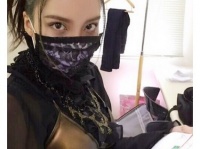 ​ざわちんの新作ものまねメイクは秋元才加