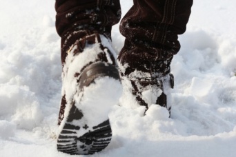 家計を助ける為、雪道をひたすら歩き続ける少年に訪れた奇跡の出会い（アメリカ）