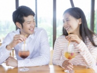 気まずくならない！　初対面の男性と盛り上がれる話題