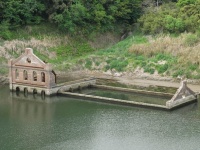 曽木発電所遺構（河川一等兵さん撮影、Wikimedia Commons