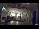 【怖すぎ】たまたま自宅でオンにしてたカメラ。録画を見るとなんと強盗が…