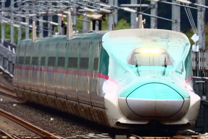 新幹線の車内で...（画像はイメージ）
